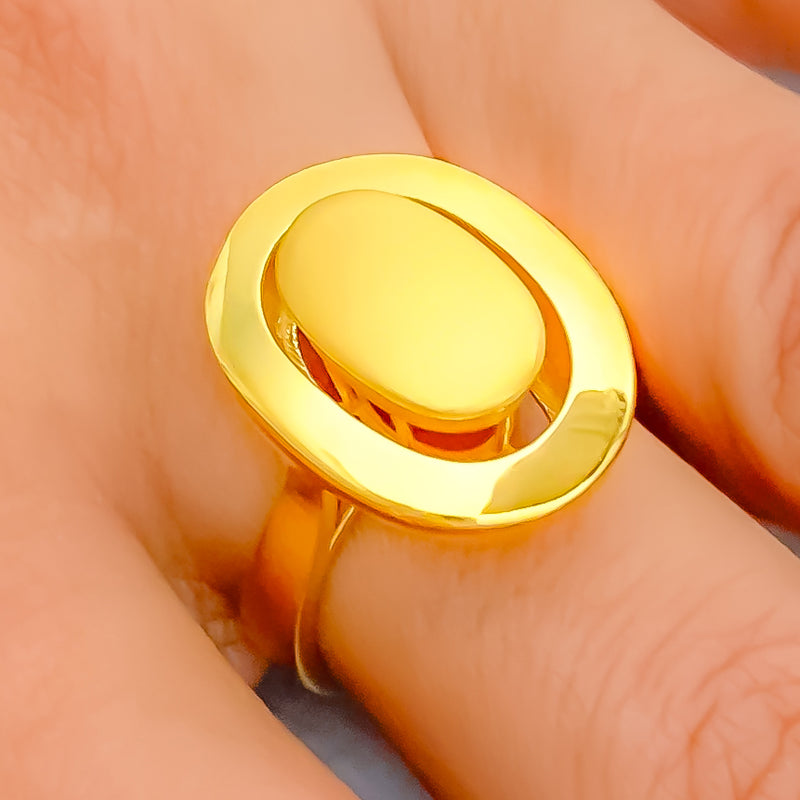 oval-shimmering-22k-gold-ring