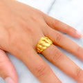 gorgeous-regal-22k-gold-ring