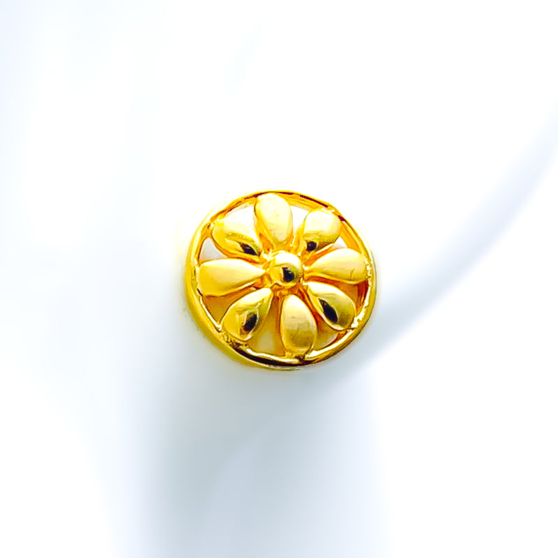 Priceless Evergreen 22k Gold Top Earrings 