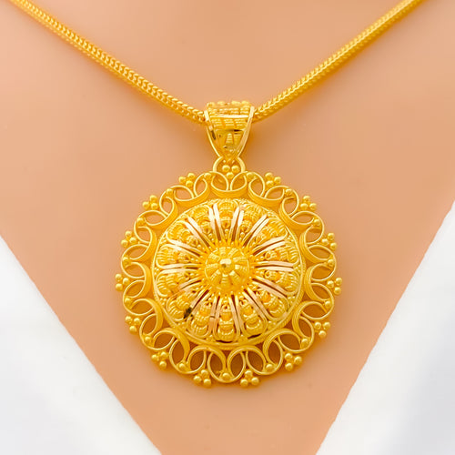 Traditional Floral 22k Gold Pendant 