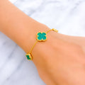 Graceful Malachite 21k Gold Clover Bracelet 