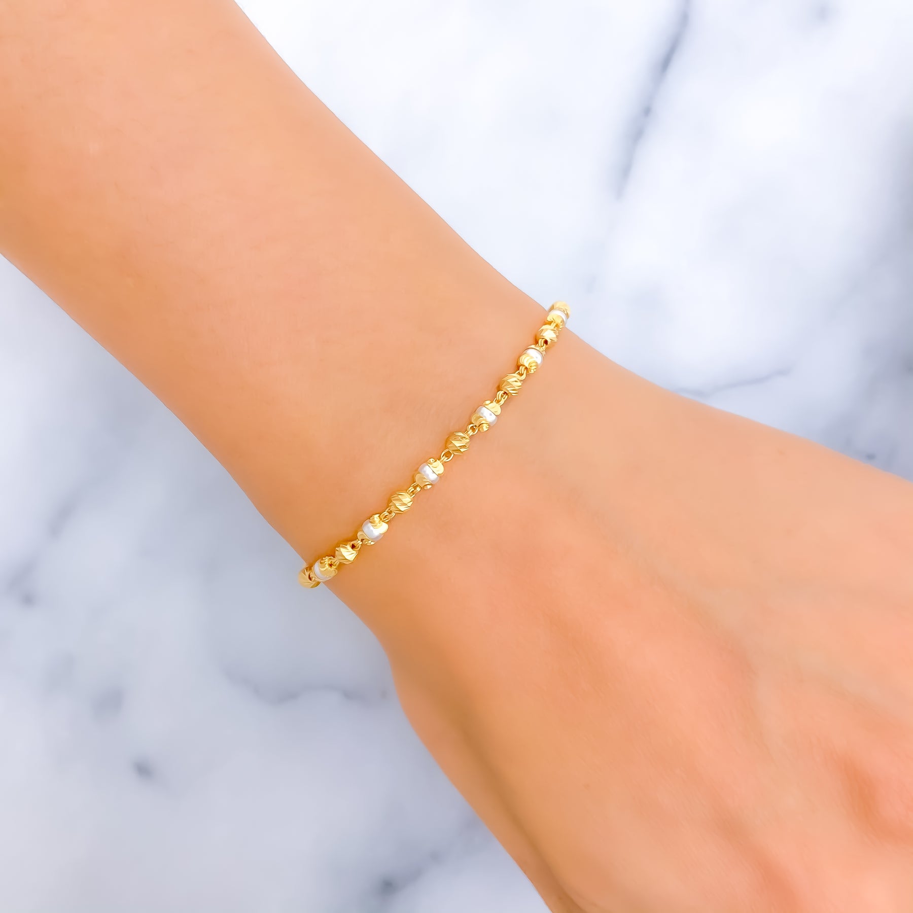 Pearl Chain Bracelet – TickleBugJewelry