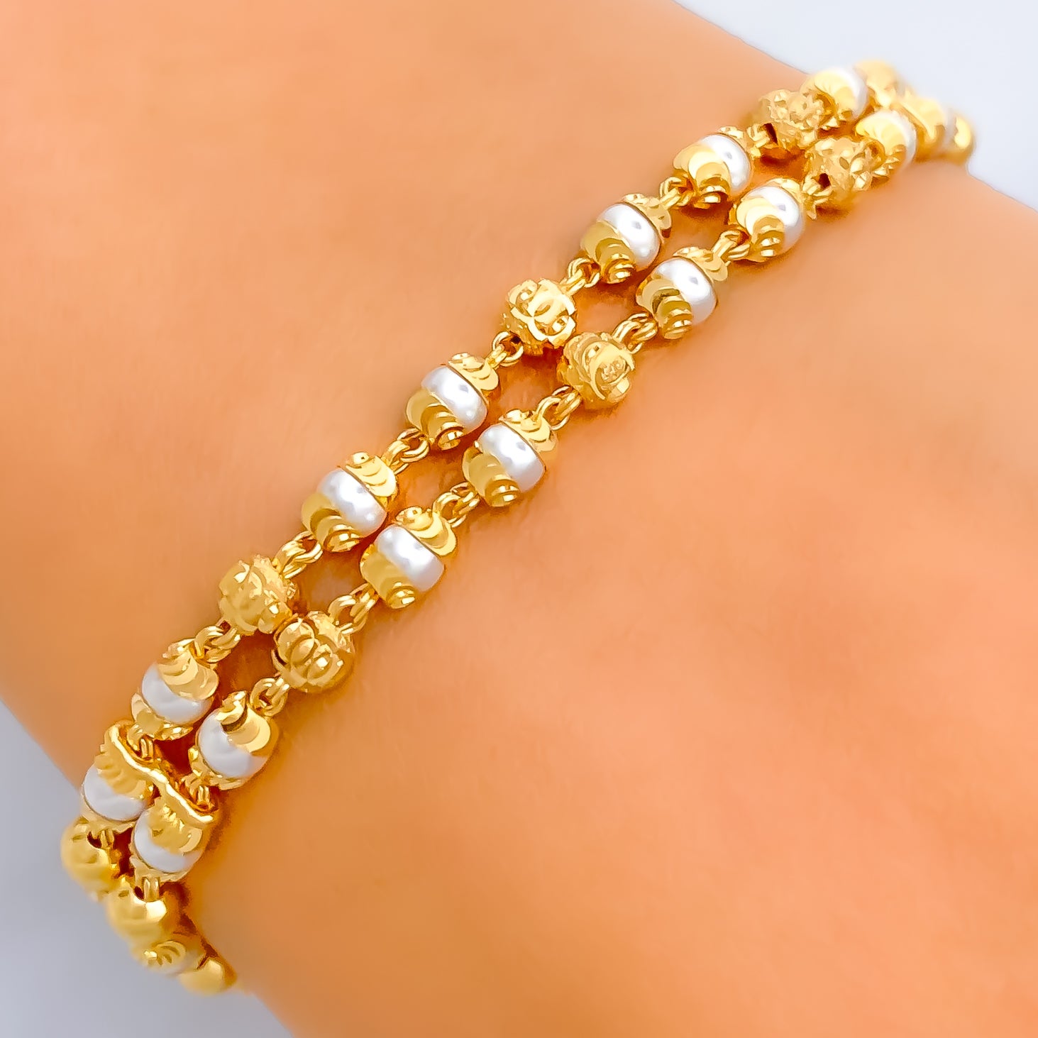 in2 design | Margareta pearl bracelet, gold