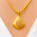 charming-twinkling-turk-21k-gold-pendant-set