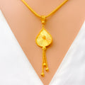 lovely-dangling-turk-21k-gold-pendant-set