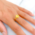 Shimmering Ornamental 21k Gold Clover Ring