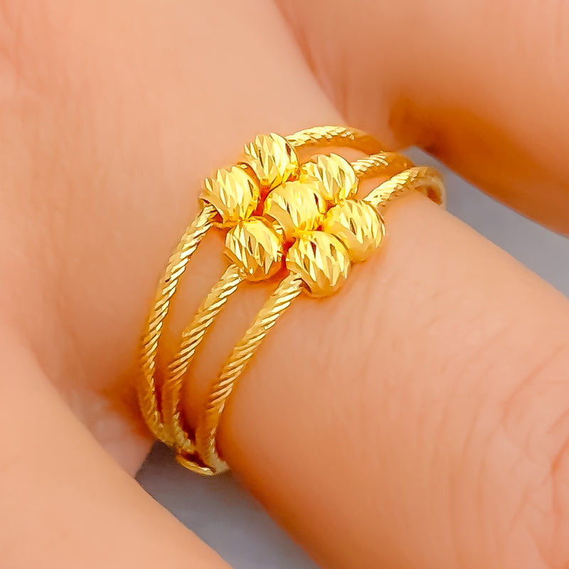 sparkling-lush-22k-gold-ring