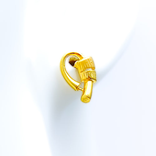 light-weight-tasteful-22k-gold-top-earrings