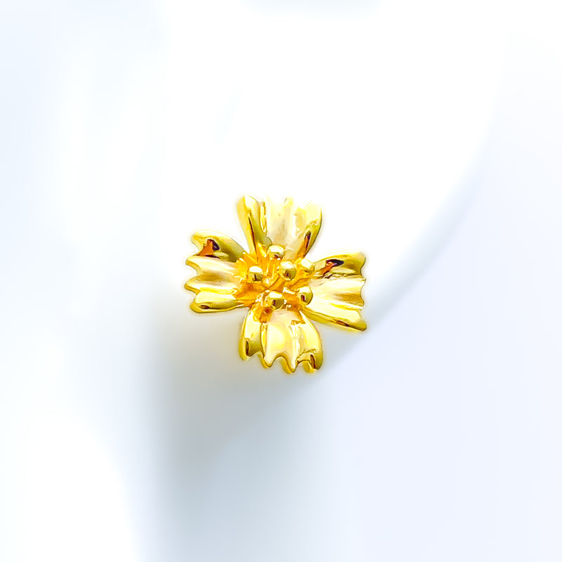 tasteful-flower-22k-gold-top-earrings