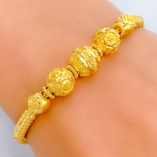 exquisite-regal-22k-gold-flexi-bangle-bracelet
