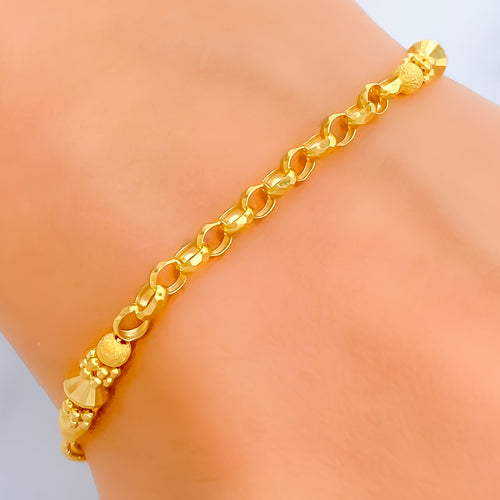 charming-interlinked-22k-gold-bracelet