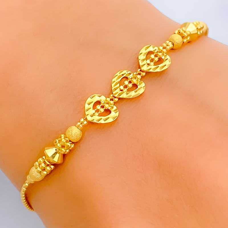 glossy-heart-22k-gold-bracelet