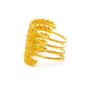 Impressive Striped 22K Gold Spiral Ring 