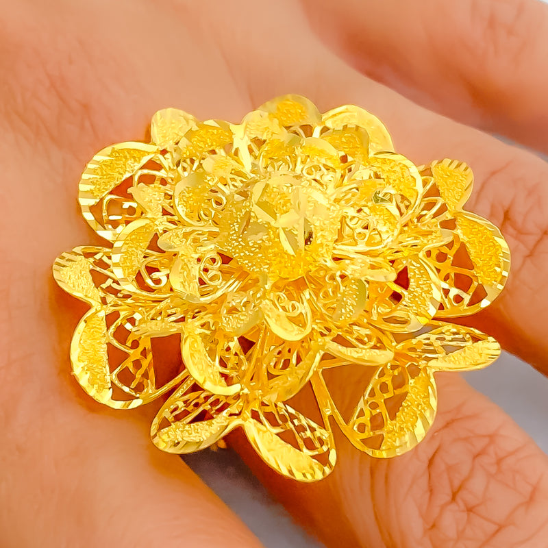 Elegant Blooming 22k Gold Flower Ring 