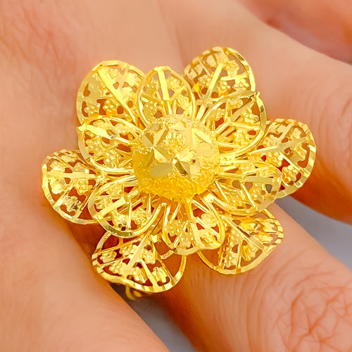 Big gold hot sale flower ring