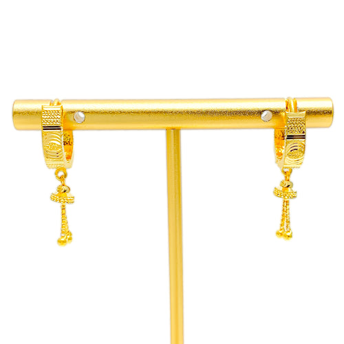 ethereal-decorative-22k-gold-snug-earrings