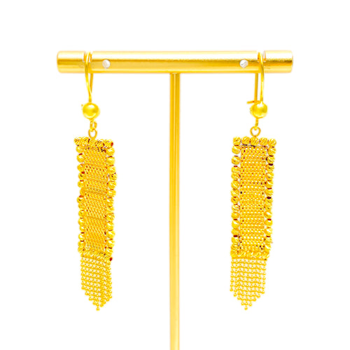dazzling-vibrant-21k-gold-bali-earrings