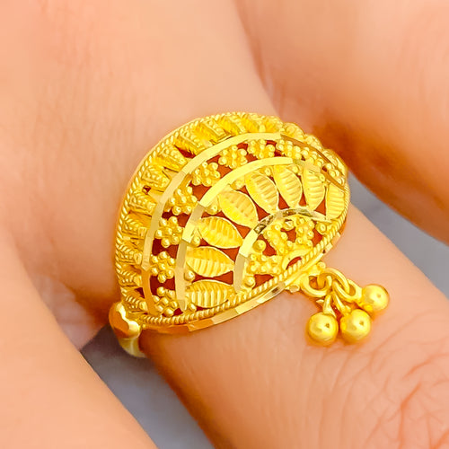 sparkling-etched-22k-gold-ring