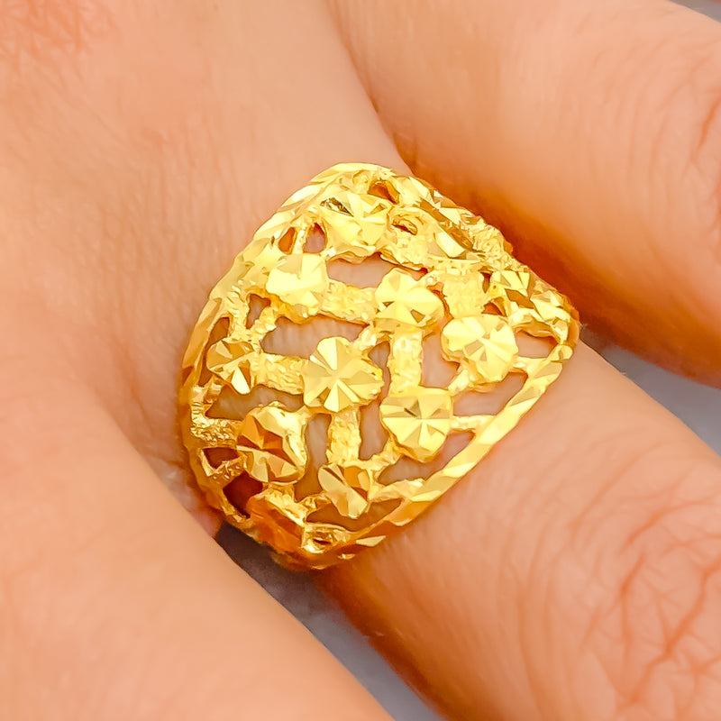 sparkling-fine-22k-gold-ring