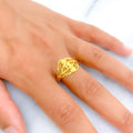 vibrant-tasteful-22k-gold-ring