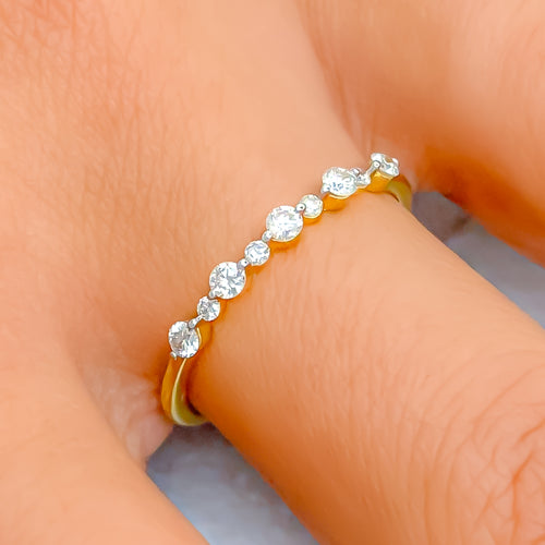 tasteful-sleek-dotted-diamond-18k-gold-band-ring