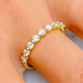 delightful-evergreen-diamond-18k-gold-band-ring