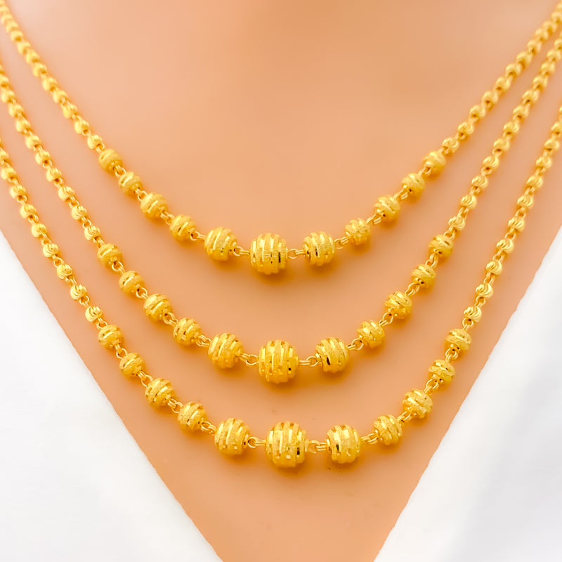 Magnificent Striped 22k Gold Three Lara Necklace Set 