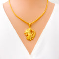 mod-iconic-22k-gold-khanda-pendant