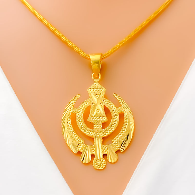 engraved-22k-gold-khanda-pendant