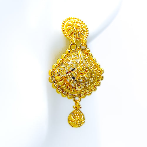 traditional-festive-floral-22k-gold-earrings