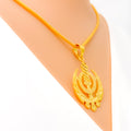 dazzling-rich-22k-gold-khanda-pendant