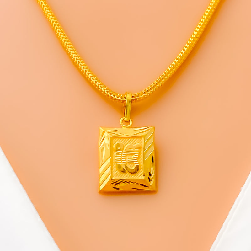 geometric-stylish-22k-gold-khanda-pendant