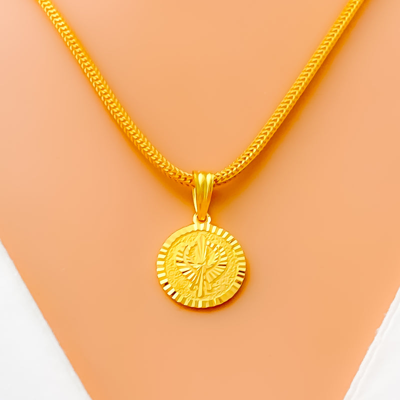 lush-shimmering-22k-gold-khanda-pendant