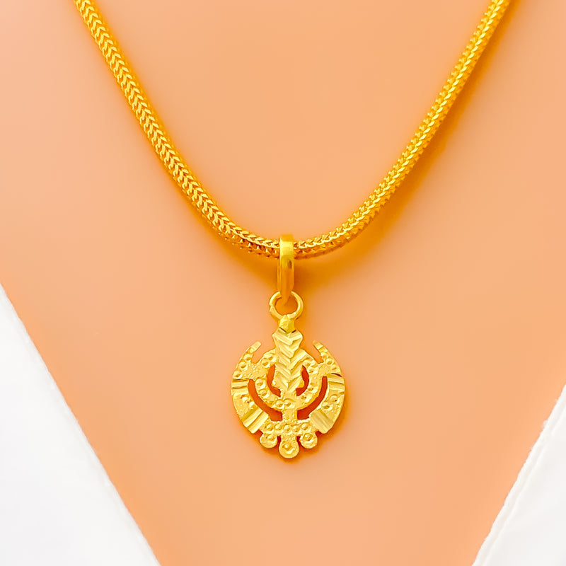 decadent-stylish-22k-gold-khanda-pendant