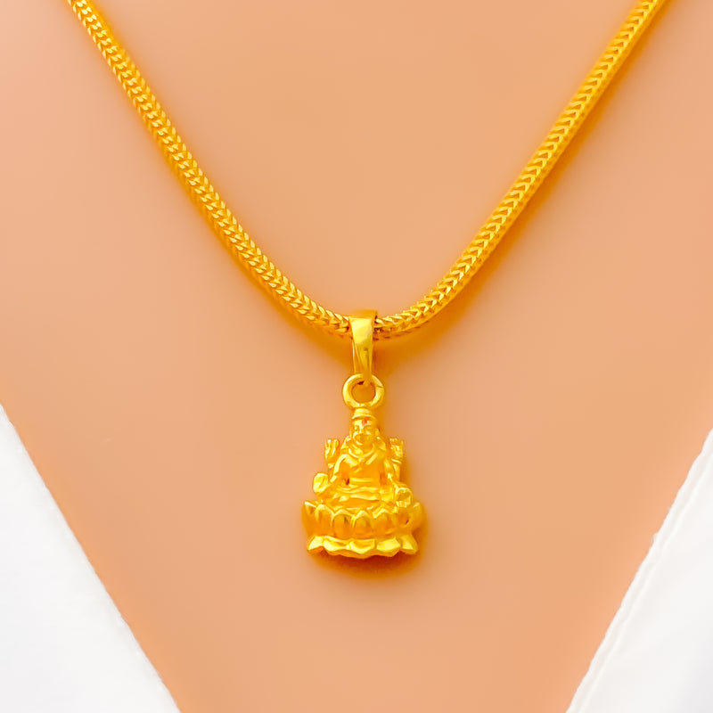 polished-decorative-22k-gold-pendant