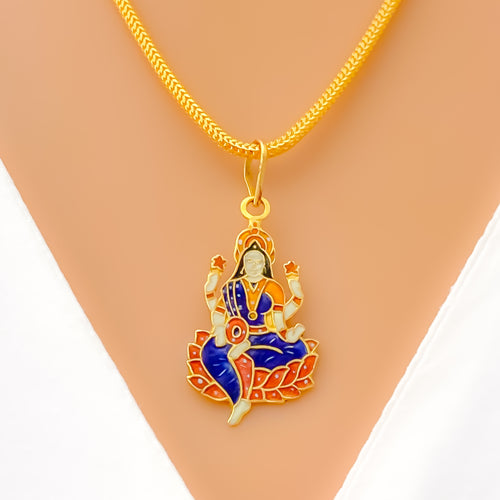 iconic-detailed-22k-gold-pendant