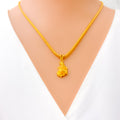 special-stately-22k-gold-pendant