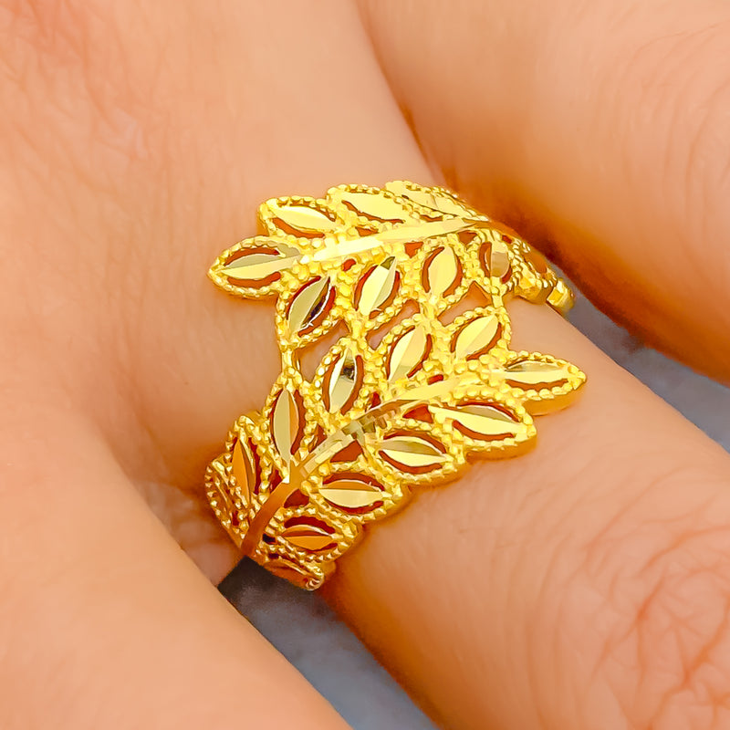 ethereal-engraved-22k-gold-ring