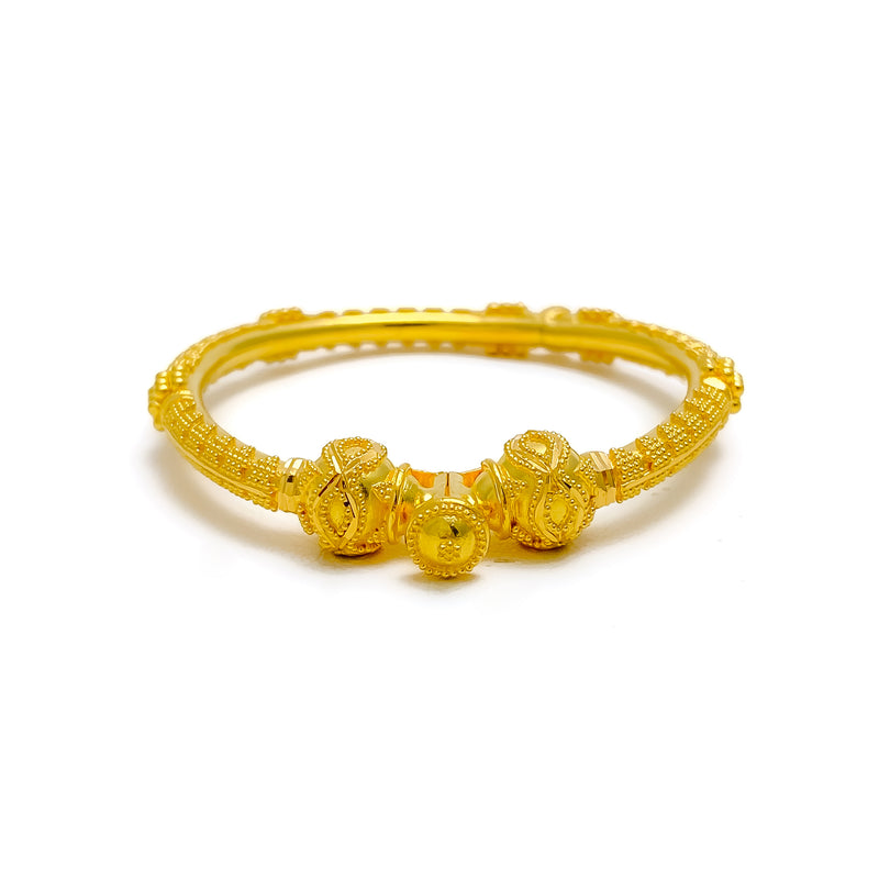 bold-luscious-22k-gold-baby-bangle