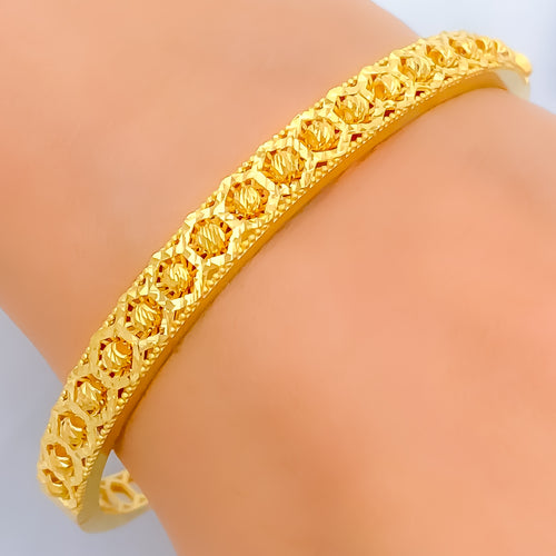 Striking Reflective Orb 22k Gold Bangle Bracelet 