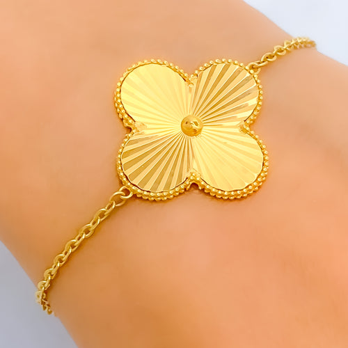 Extravagant Glistening Flower 21k Gold Bracelet 