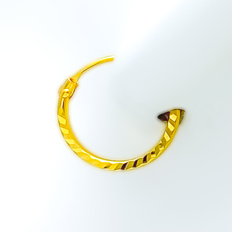 delightful-mod-22k-gold-hoop-earrings
