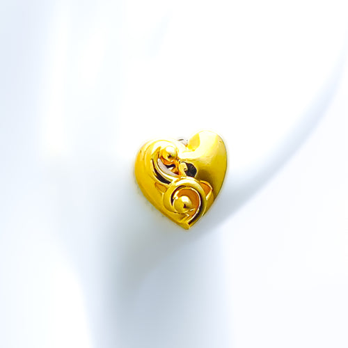 distinctive-heart-22k-gold-top-earrings