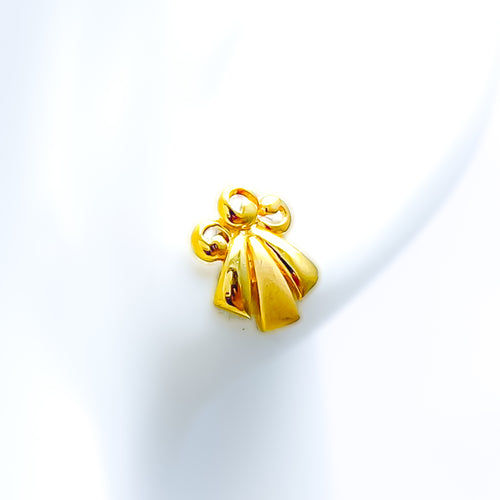 modish-trendy-22k-gold-top-earrings