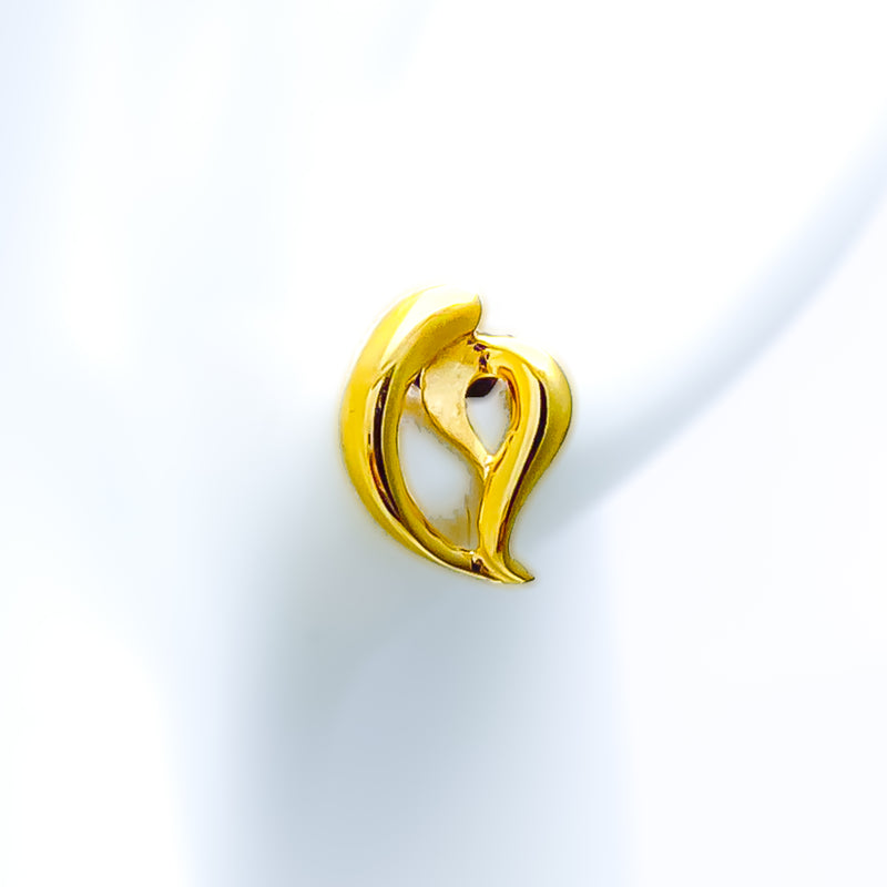 chic-precious-22k-gold-top-earrings