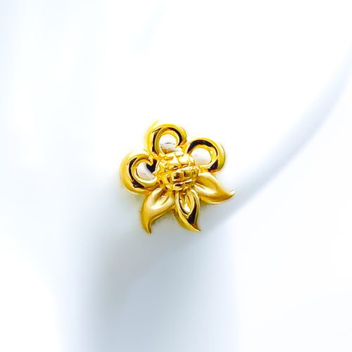 delightful-radiant-22k-gold-top-earrings