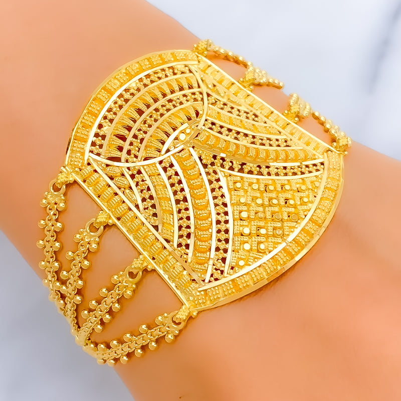 Graceful Alternating 22k Gold Statement Bracelet