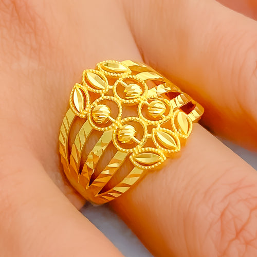 classic-radiant-22k-gold-ring