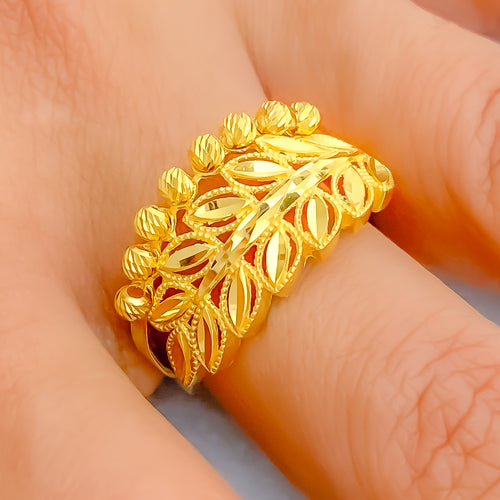 exquisite-leaf-22k-gold-ring