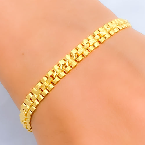 Effortless Everyday 22k Gold Bracelet